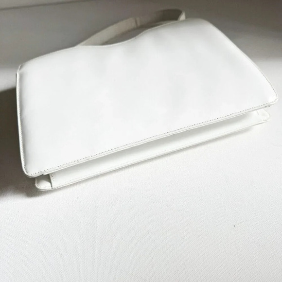 Vintage White Faux  Leather rectengular Top Handle Bag - Picture 6 of 7
